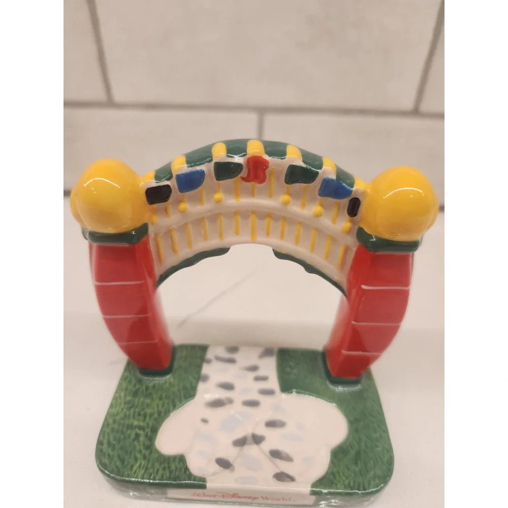 Disney Parks Mickey & Minnie Mouse Salt & Pepper Shakers Arch Stand Replacement‎
